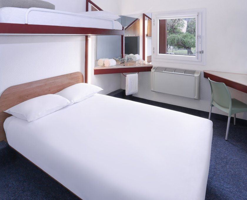 Sun1 Foreshore-客卧