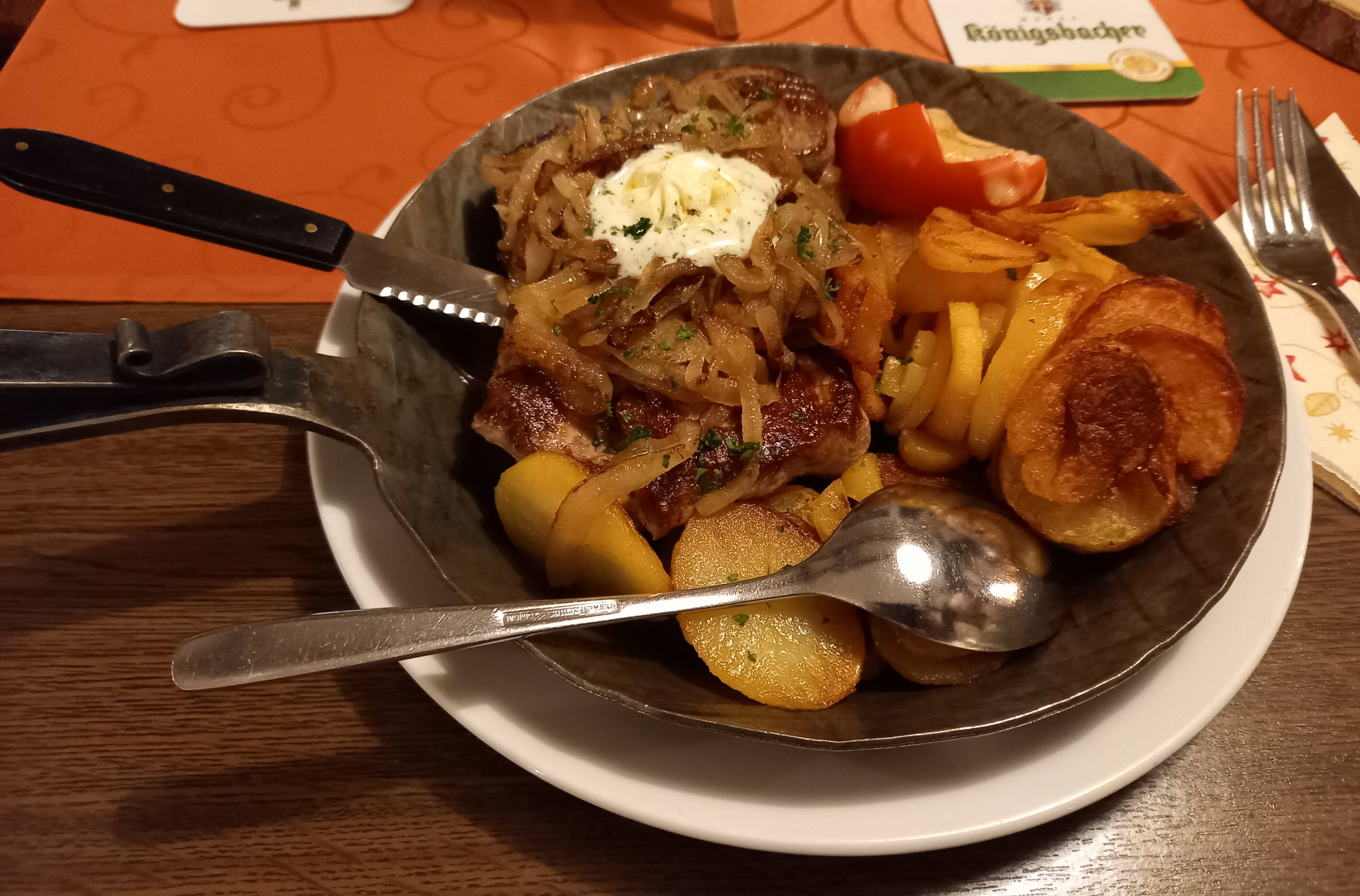 Hotel Restaurant Berghof-官方
