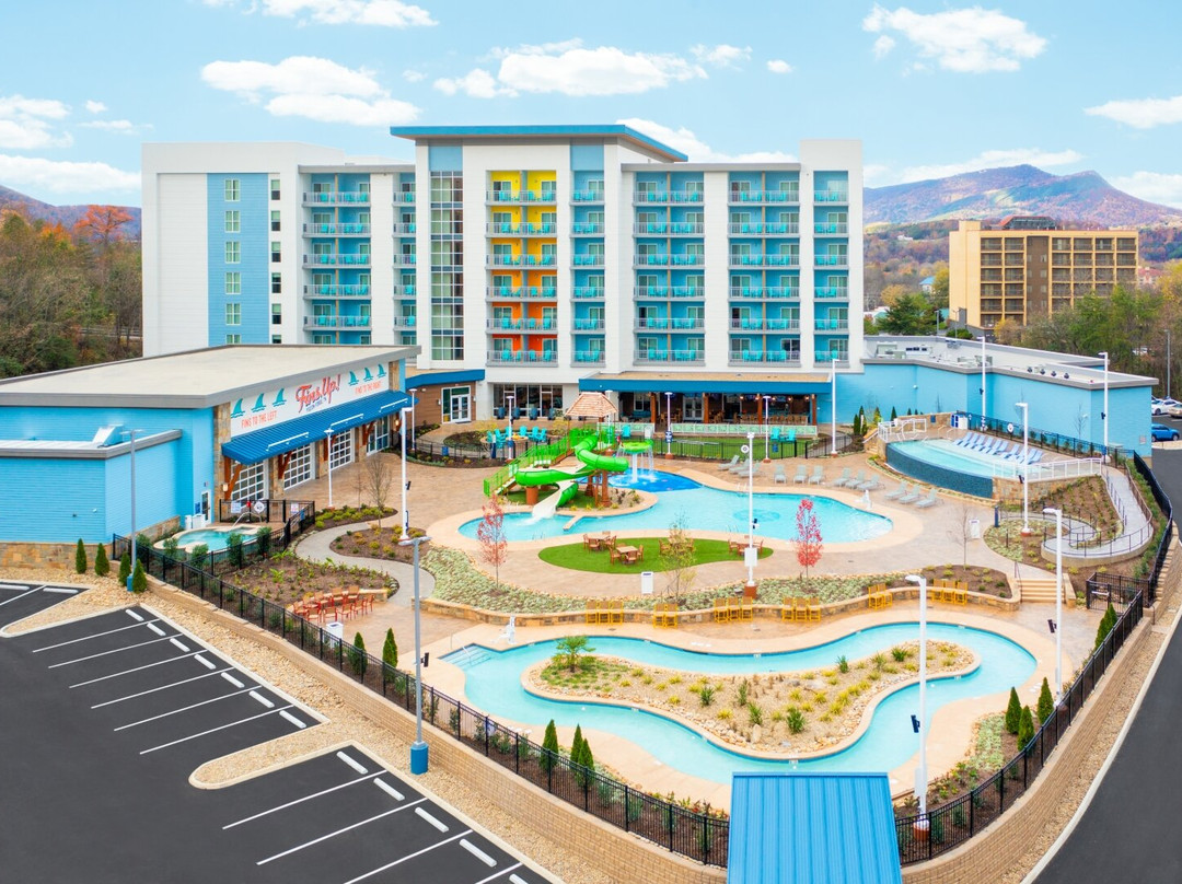 Compass By Margaritaville Hotel Pigeon Forge