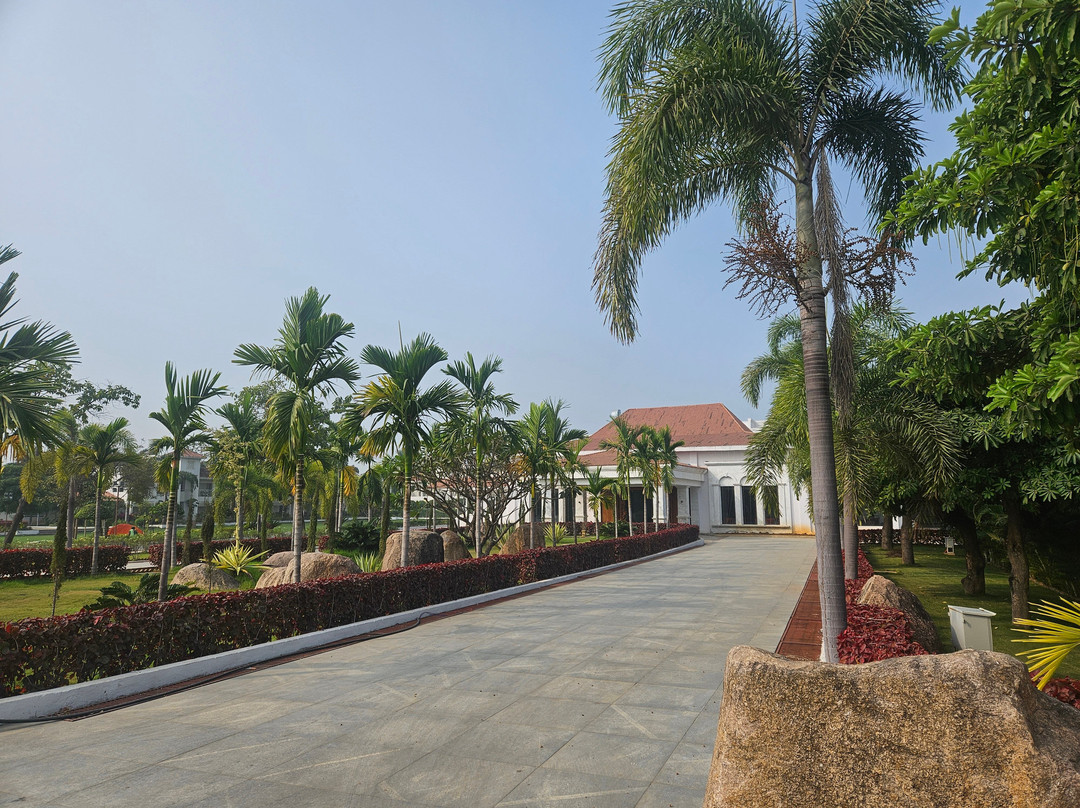 Lords Hrim Akshara Resort Basar主图