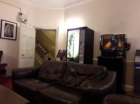 里奇芒特酒店主图