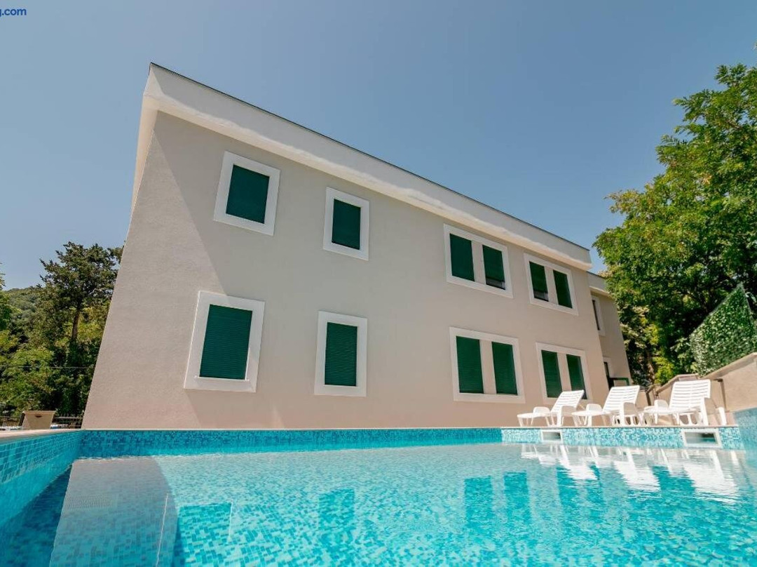 Apartmani Luka Meljine