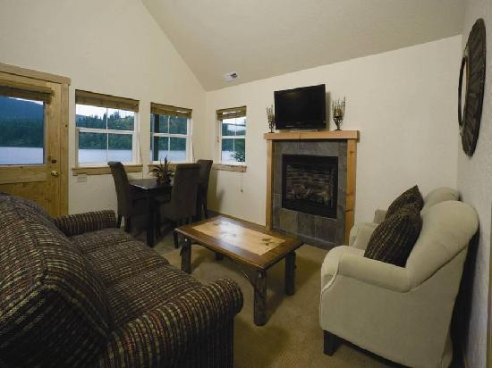 Dover Bay Resort Sandpoint主图