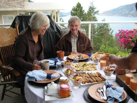 A & S Lakeview Bed & Breakfast主图