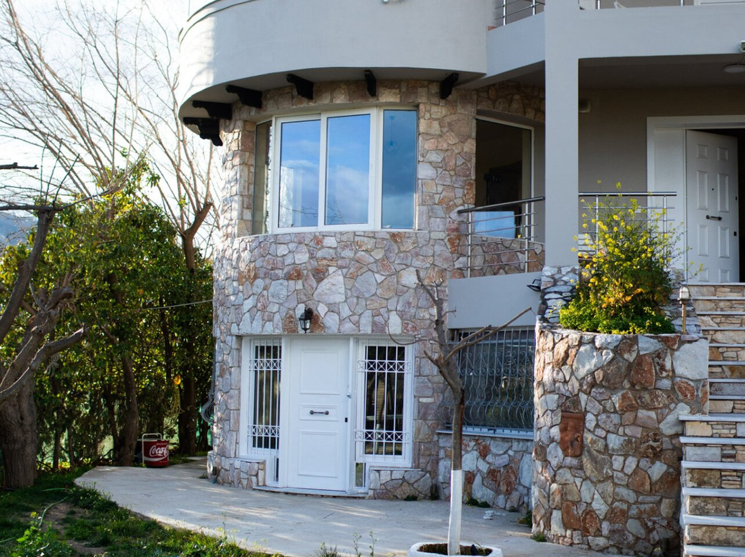 Mulberry House Nea Makri