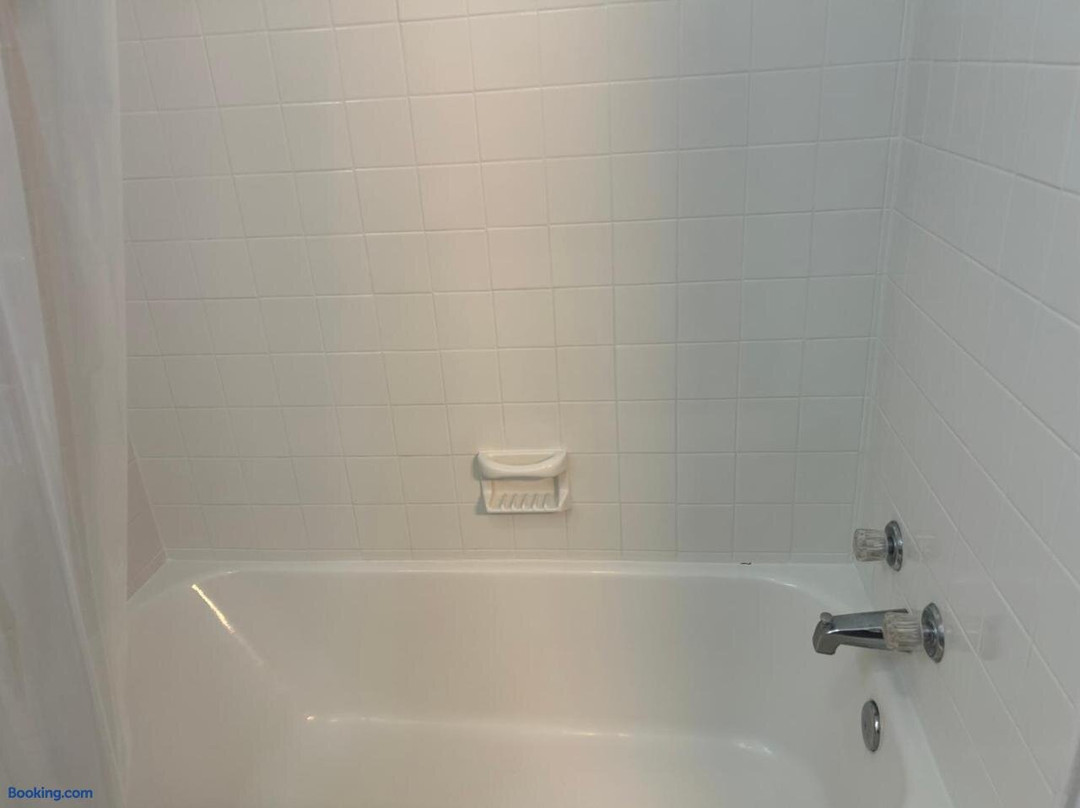 Queen Elizabeth Motel