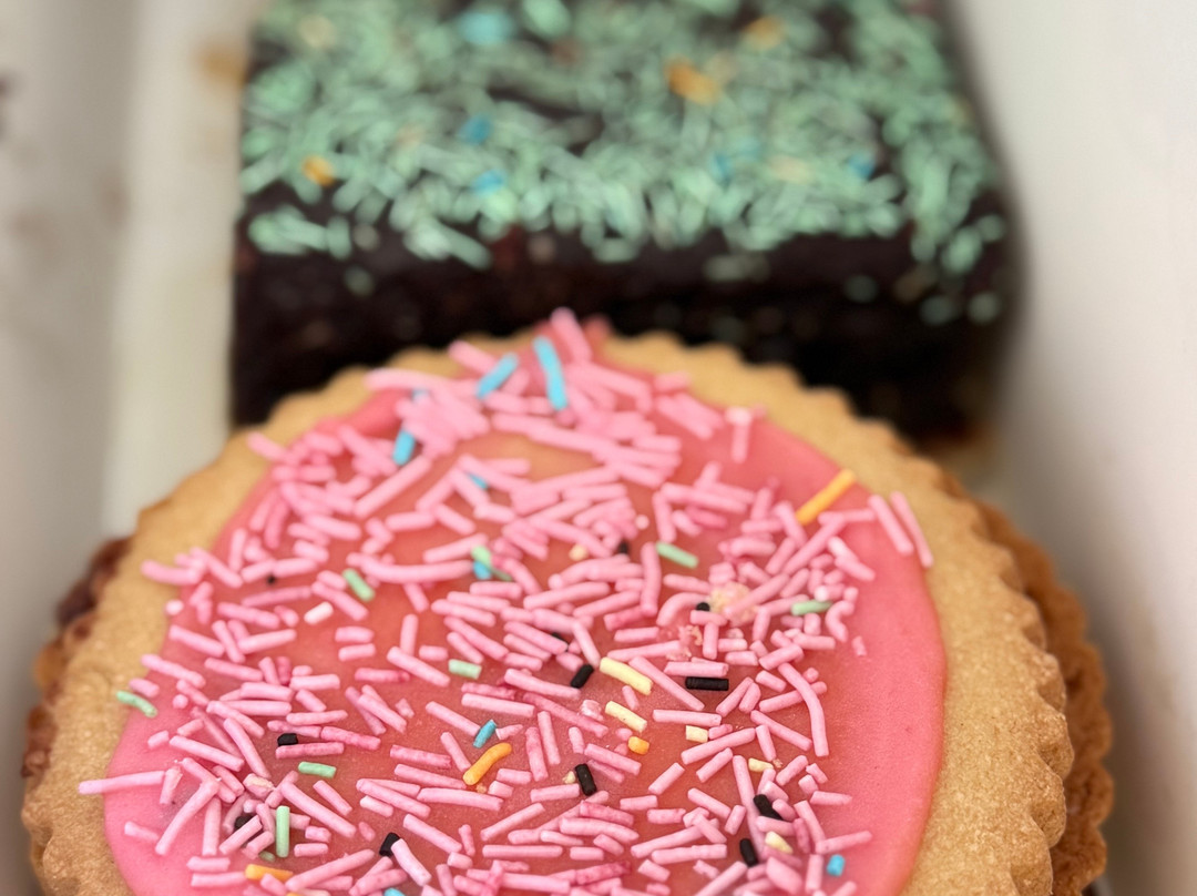 Cakes & Friends Bakery