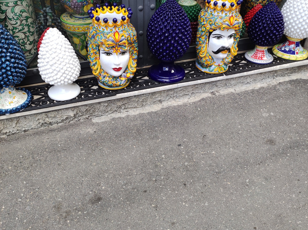Ceramiche Dell'Artigianato Siciliano Managò-陶尔米纳必去景点