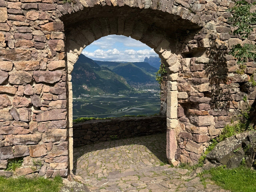 Castel d'Appiano - Hocheppan景点图片