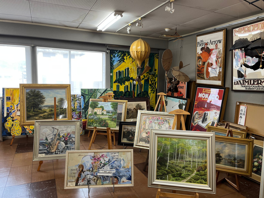 Gallery Yotsui Artcrafts-高冈市必去景点