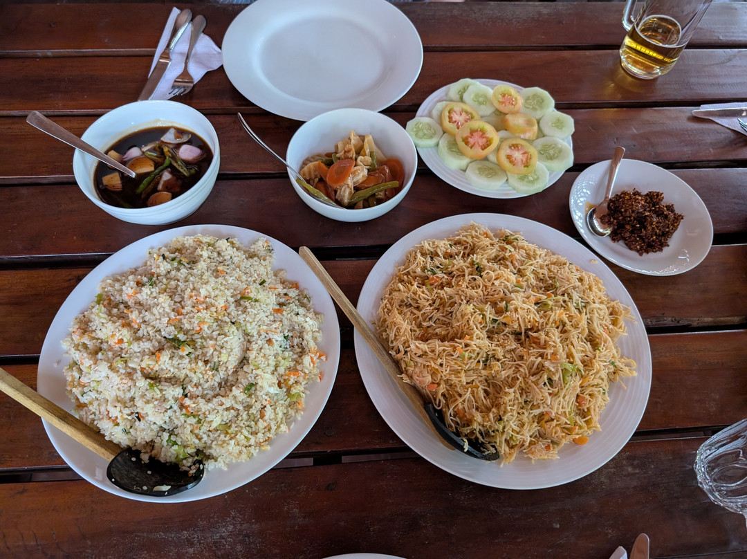 Golden Rainbow Restaurant