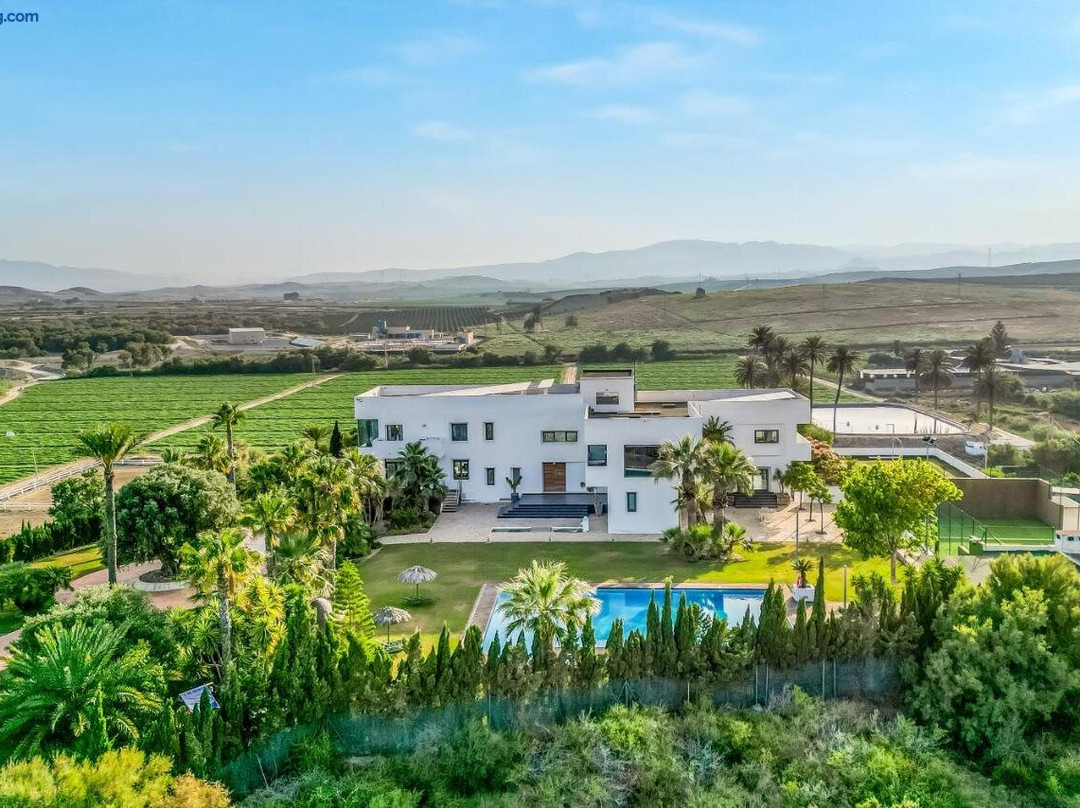 Villaricos酒店住宿-Cortijo Media Legua