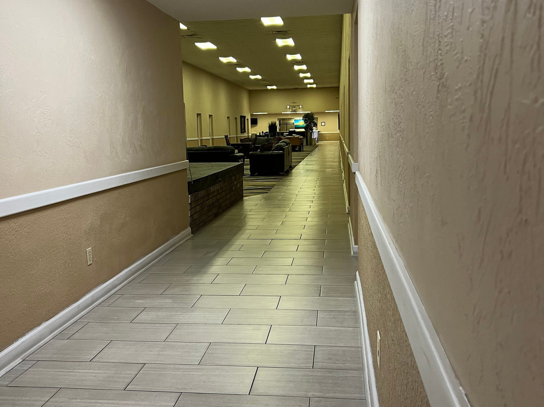 Crystal Cove Hotel主图