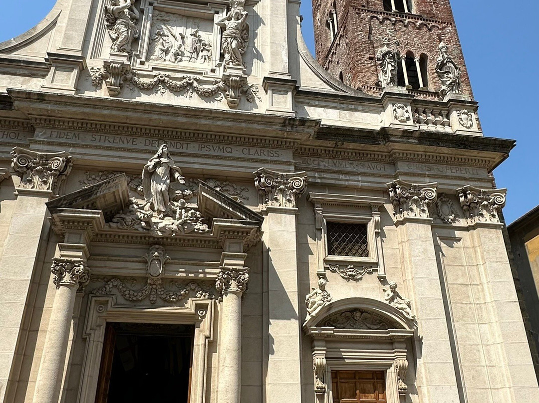 Chiesa di S. Ambrogio-瓦拉泽必去景点