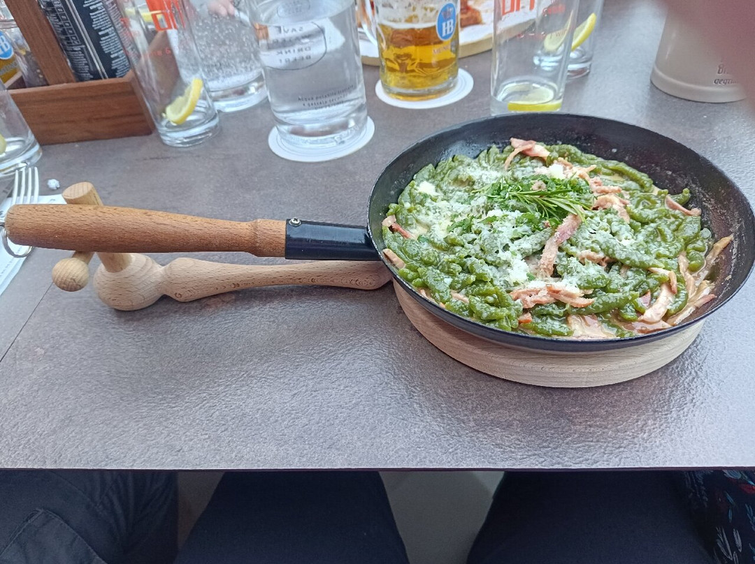 Oberweger Bierstube Durstkurort-Barbiano必去景点