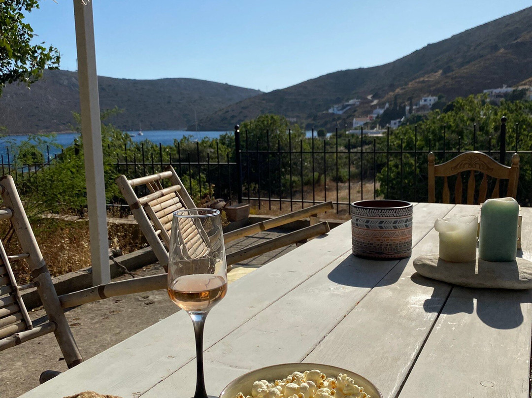 Harry's Paradise Apartments主图