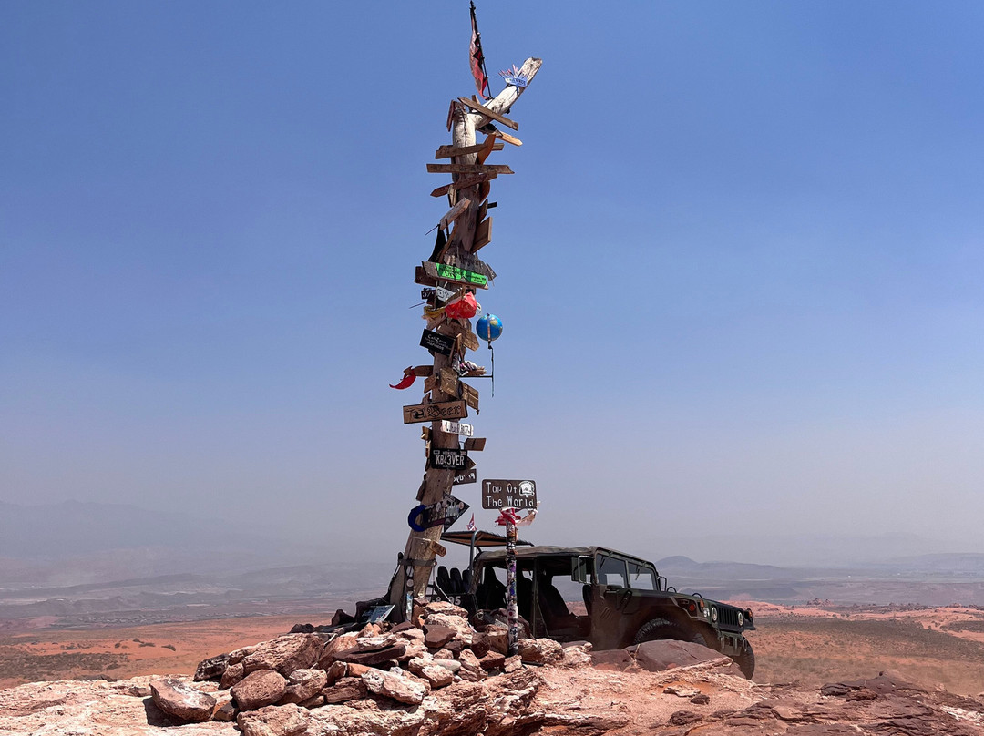Red Rock Humvee Tours-哈里肯必去景点