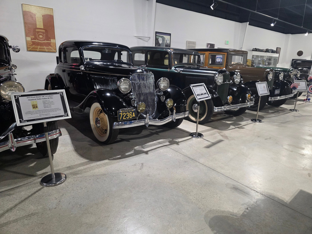 Early Ford V-8 Foundation & Museum-Auburn必去景点