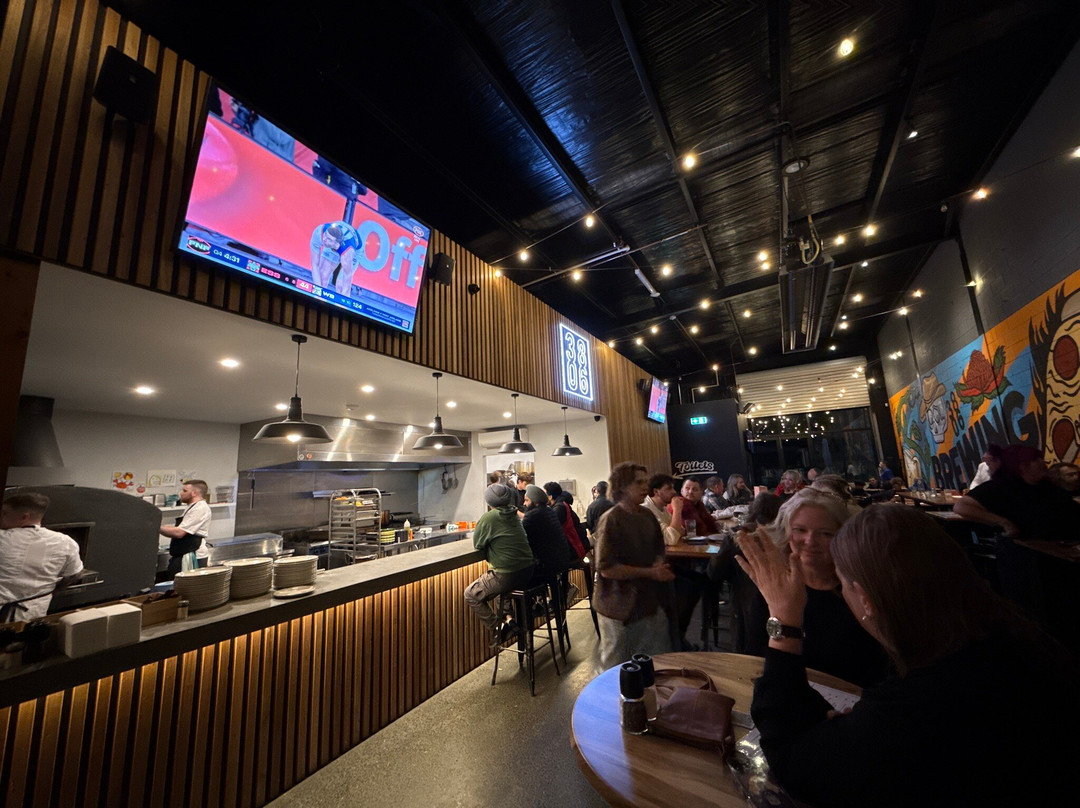 Thirty Eight O Six Brewing-丹顿农必去景点