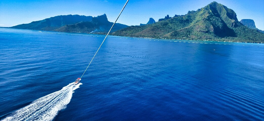 Moorea Parasailing-莫雷阿岛必去景点