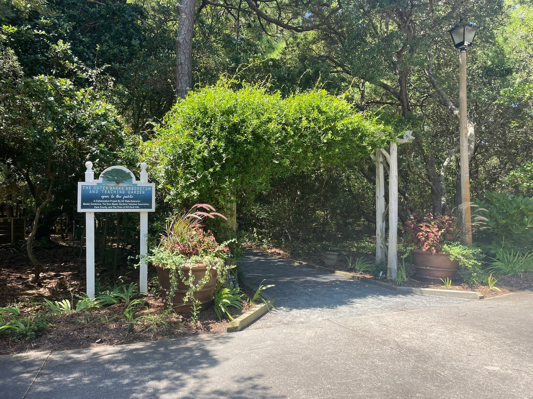 Outer Banks Arboretum And Teaching Garden