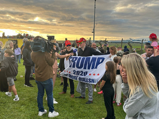 Prestwick Airport Spotter's Mound-Prestwick必去景点