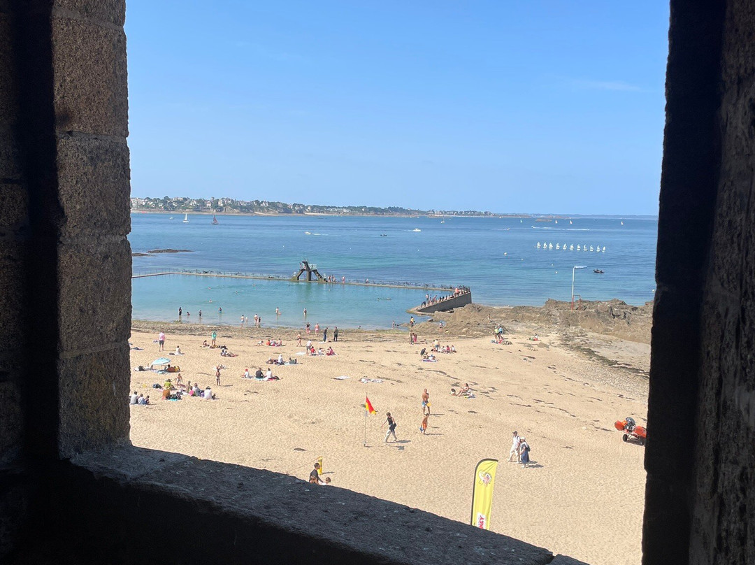 Plage de Bon-Secours-圣马洛必去景点