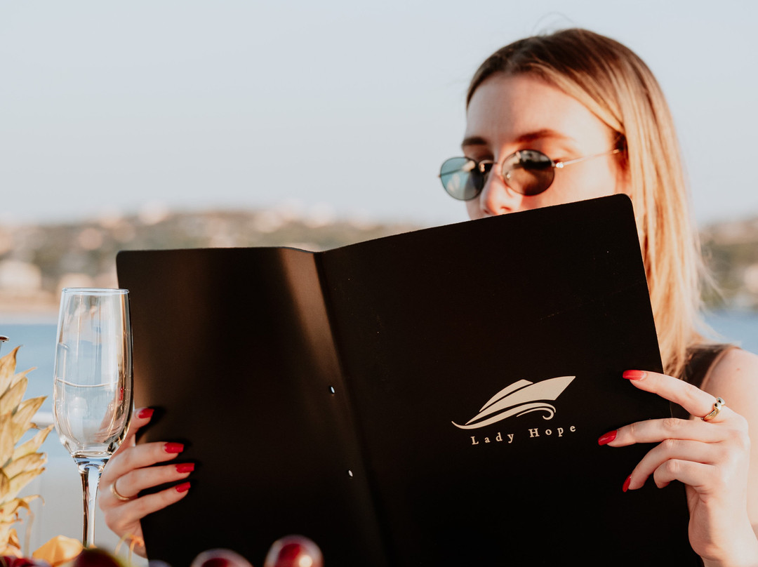 Lady Hope Yachting-Porto Cheli必去景点