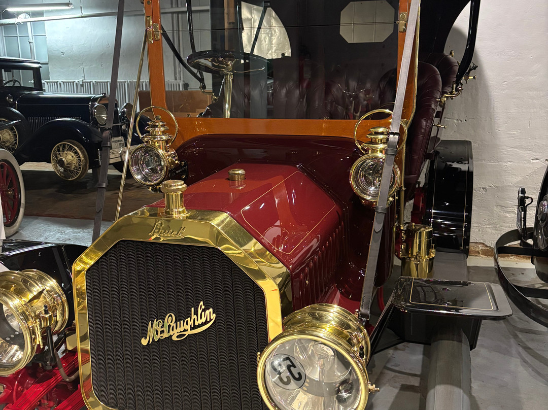 Canadian Automotive Museum-奥沙瓦必去景点