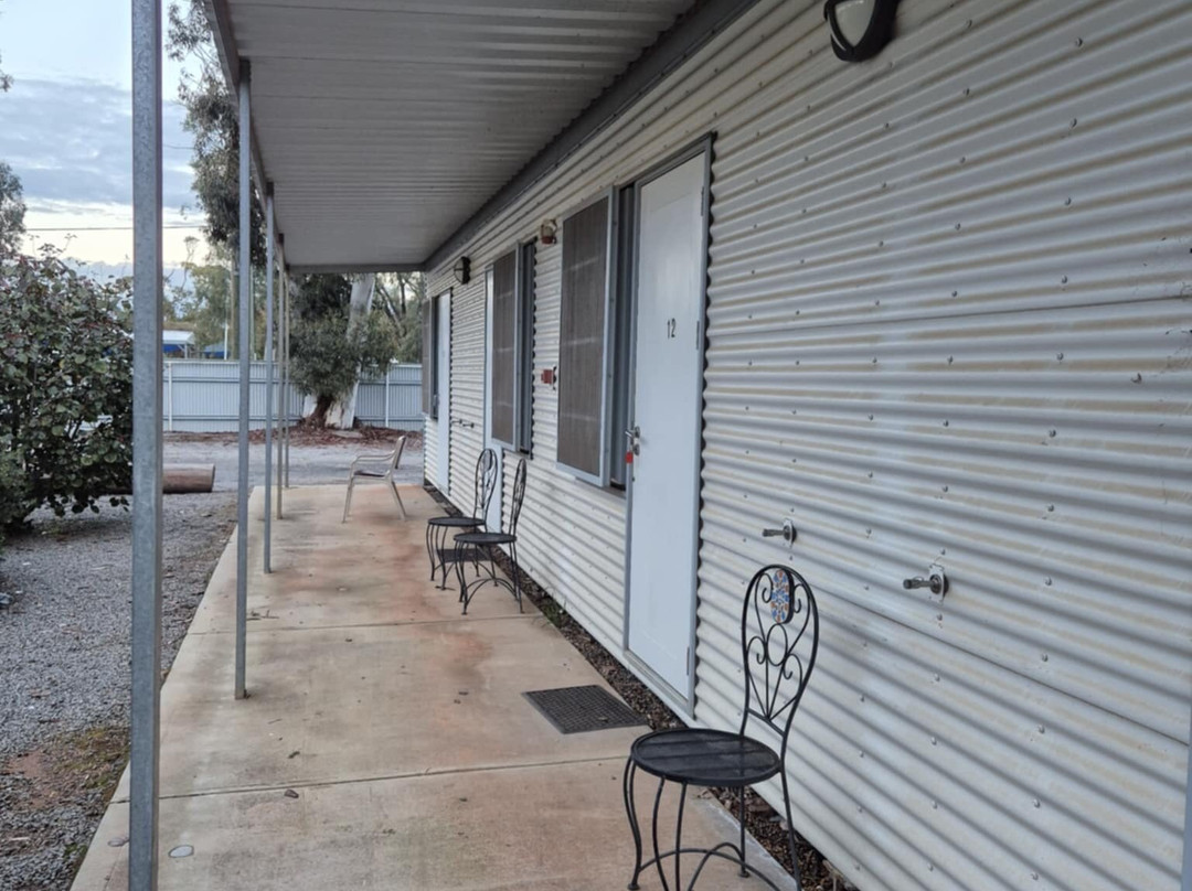 Commercial Hotel主图