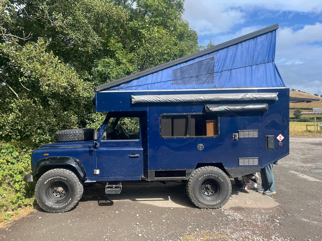 Defender Campers-West Buckland必去景点
