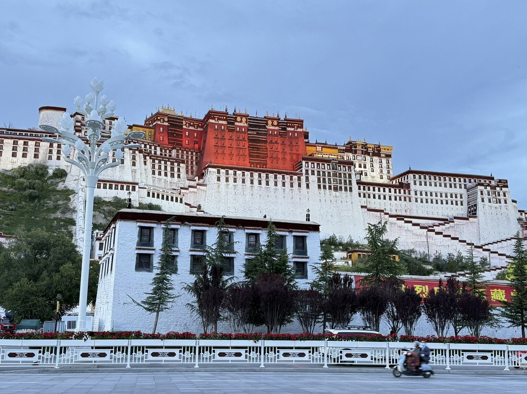 Xizang Vista-拉萨市必去景点