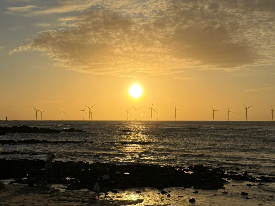 Gwakji Gwamul Beach-济州必去景点