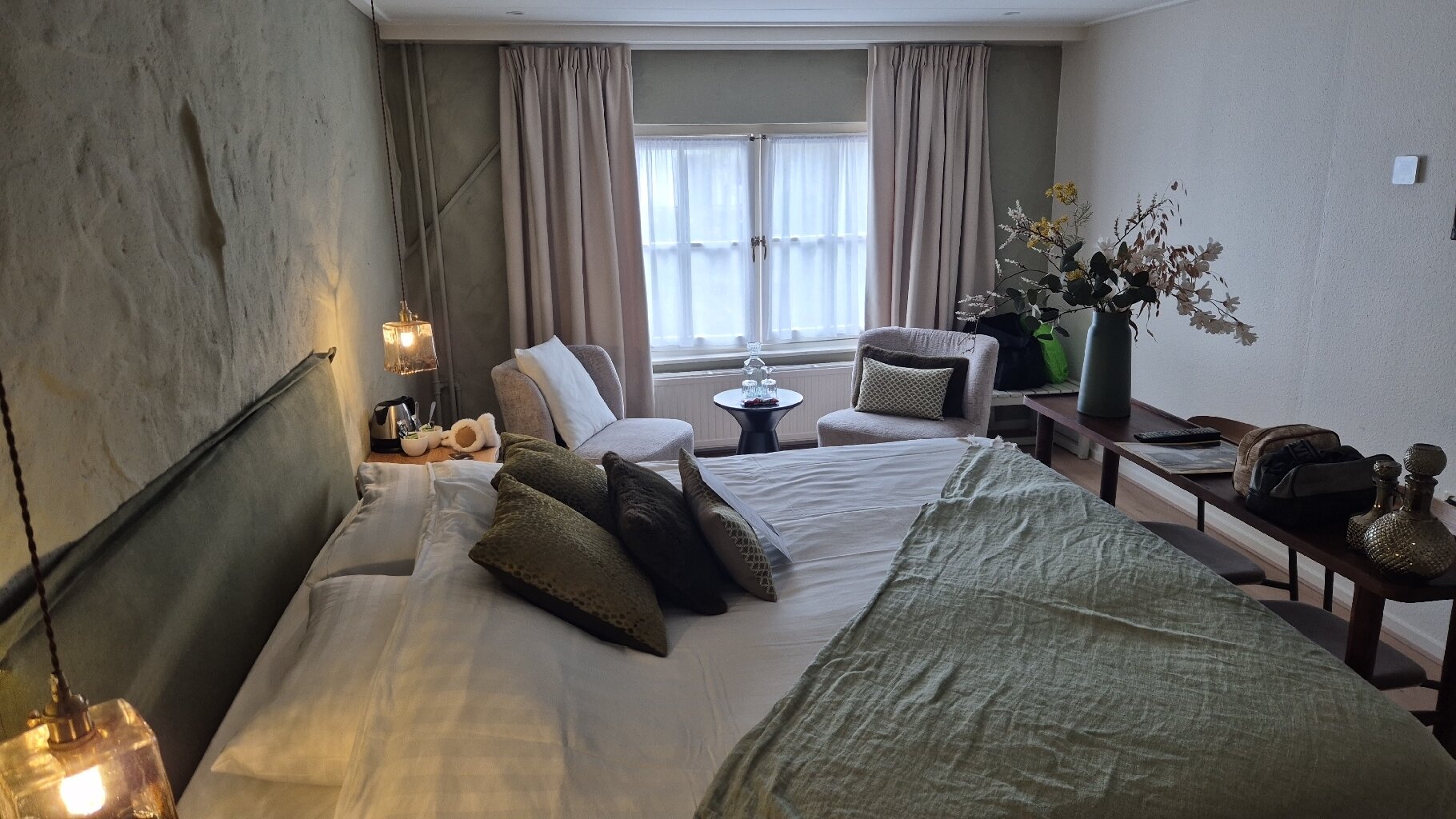 Boutique Hotel Elburg Met Tapperij-官方