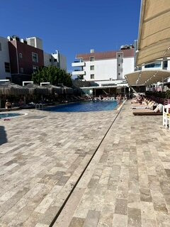 Tiana Beach Resort主图