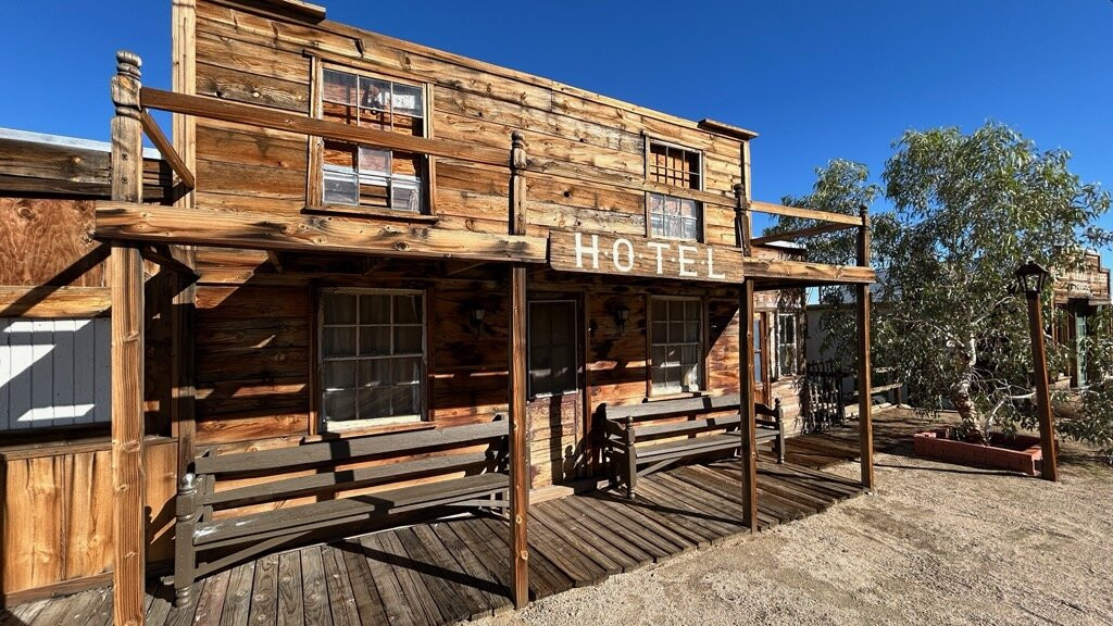 Golden Cactus Ghost Town & Old West Museum-Olancha必去景点