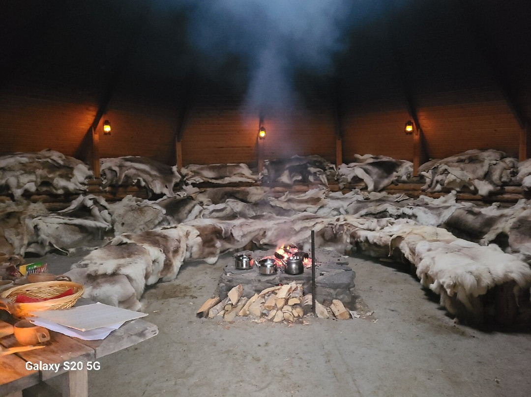 Tuula's Reindeer-伊纳里必去景点