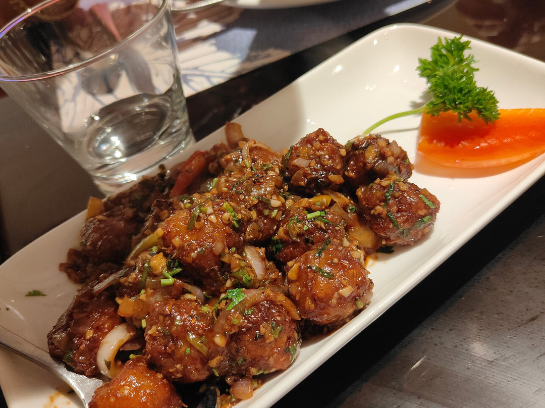 阿克塔花园酒店主图