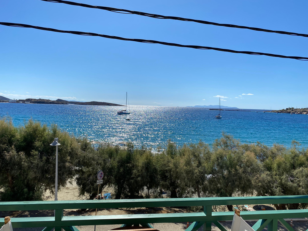 Finikas Beach-锡罗斯必去景点