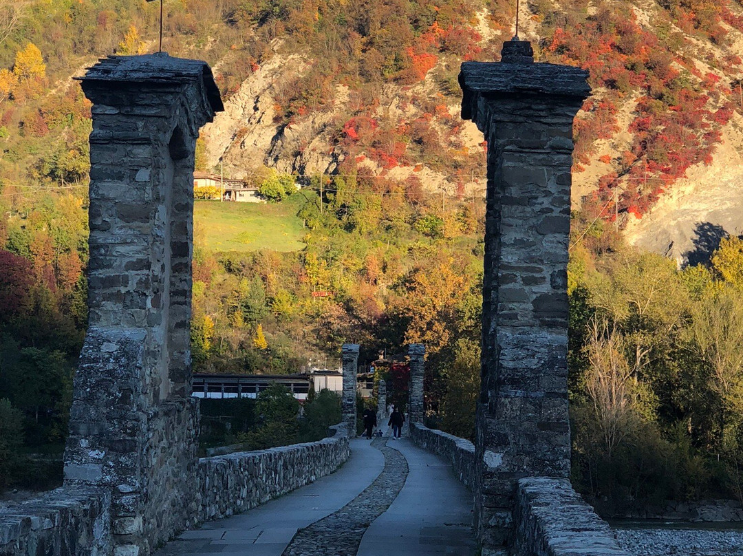 Ponte Vecchio (Ponte Gobbo - Ponte del Diavolo)-Bobbio必去景点