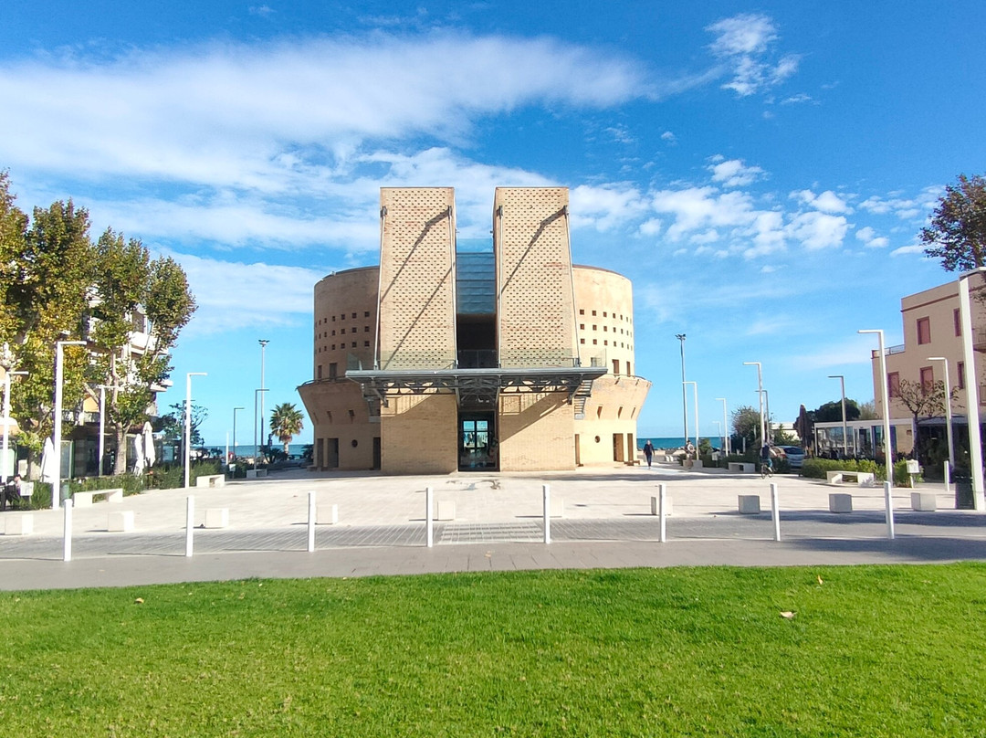 Palazzo Sirena-Francavilla Al Mare必去景点
