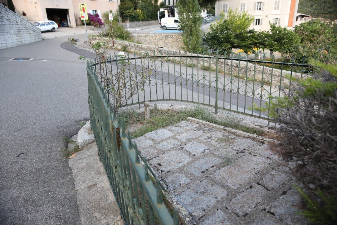 Monument aux Morts-Venaco必去景点