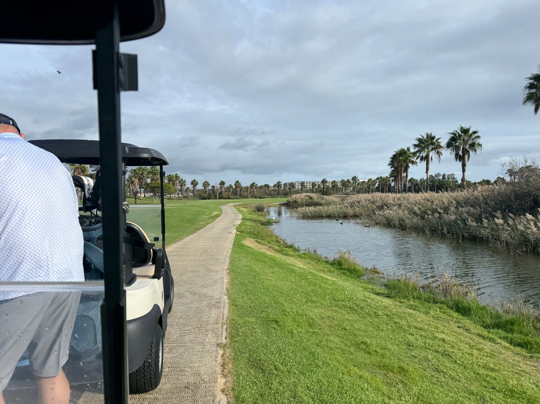 Salgados Golf Club-阿尔布赞拉必去景点