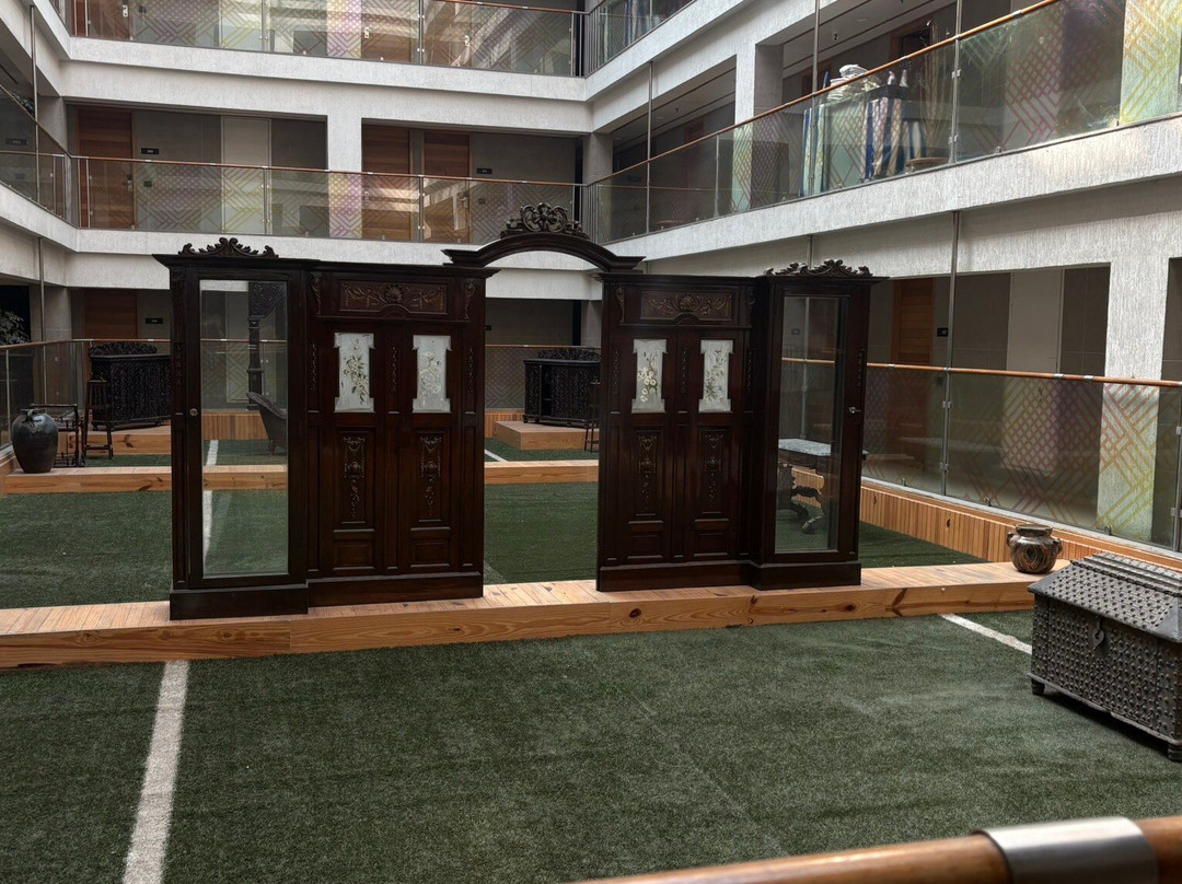 Ginger Surat City Center主图