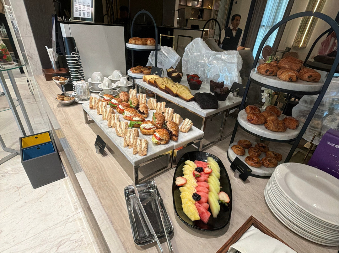 拉姆拉费尔蒙服务公寓酒店主图