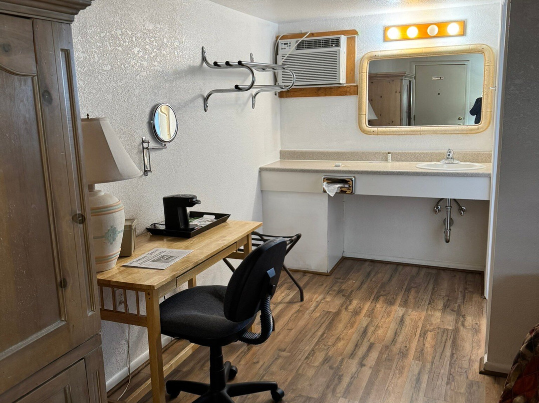 拉力安汽车旅馆主图