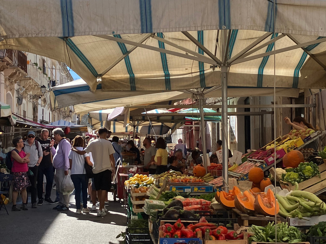 Great Tours Of Italy-Lariano必去景点