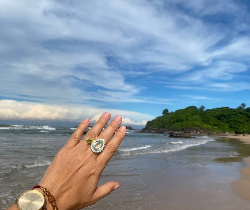 Dara Gems & Jewellery-Moragalla必去景点