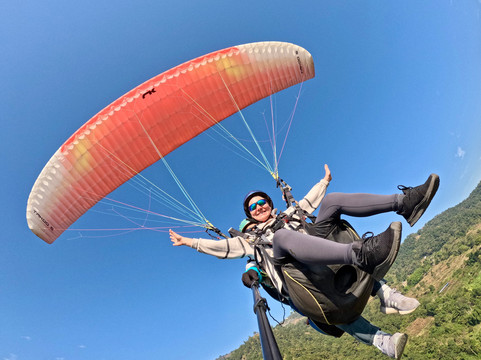 Blue Sky Paragliding-博卡拉必去景点