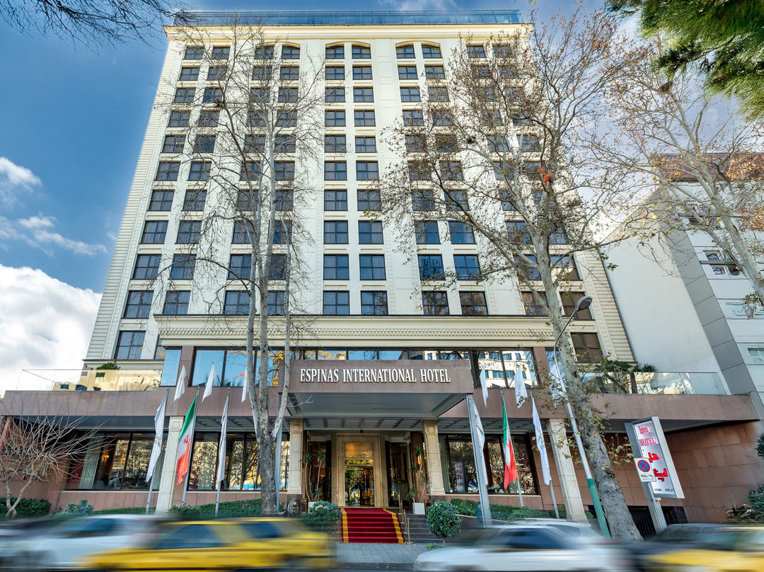 Espinas International Hotel, At The Boulevard主图